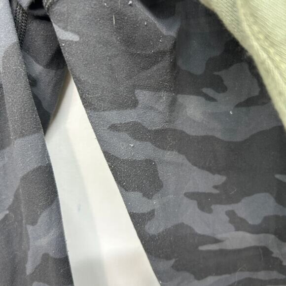 Athleta Elation Camo 7/8 Tight Legging Plus Size 2X Gray Camoflage Athleisure - Picture 6 of 6
